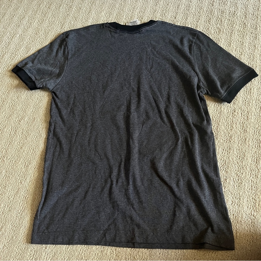 DISNEY T-SHIRT - Picture 5 of 5